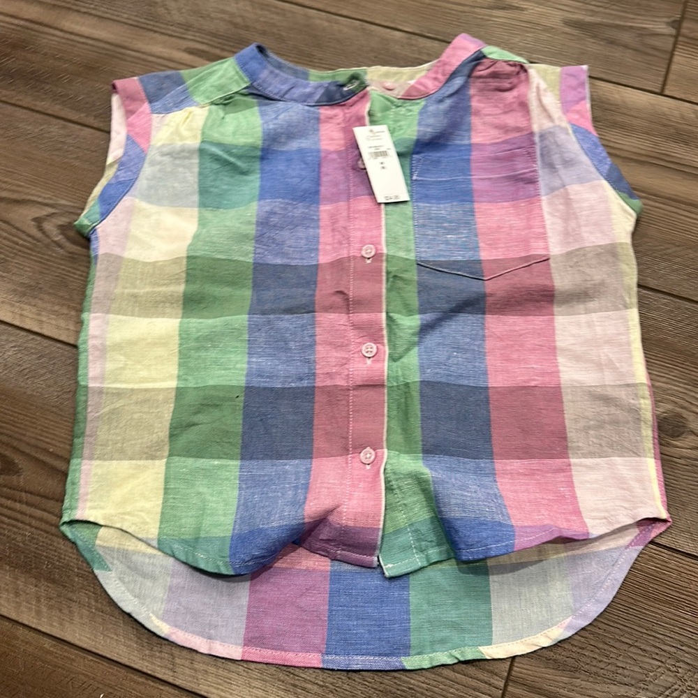 Gap girls shirt medium